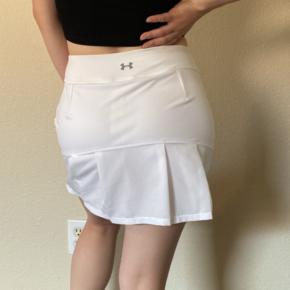 Under Armor Golf Skirt - Picture 6 of 6